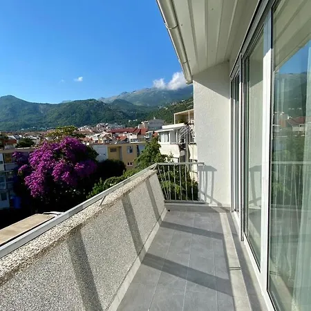 Studio Apartment * Budva